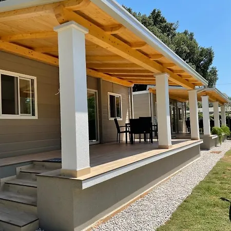 Village de vacances Mobile Homes Dolores Banjole